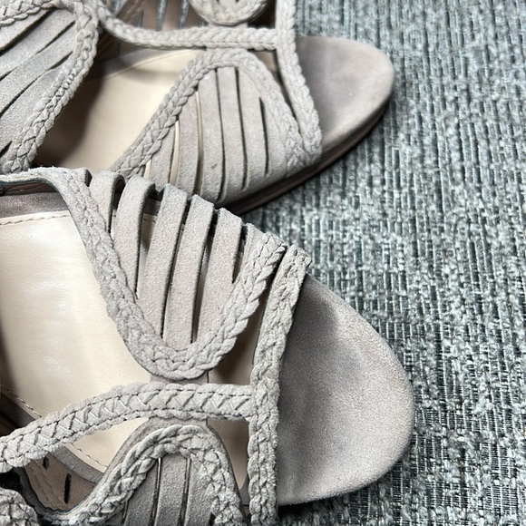 Vince Camuto Janil open toe suede sandals size 10 - Picture 11 of 13